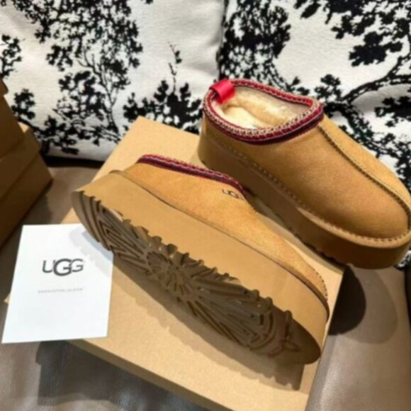 Ugg Tazz Tasman Platform Slipper in chestnut - Picture 7 of 7